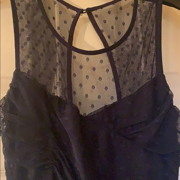 En creme mini dress - Picture 5 of 6